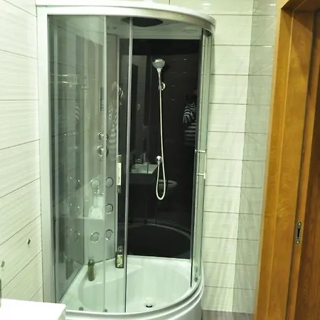 Przy Centrum Zdrowia Dziecka - Miedzylesie Wawer Blisko Czd Homestay szállás